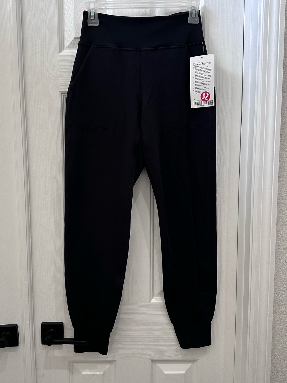 Lululemon Align HR Jogger Black Size 6-NWT